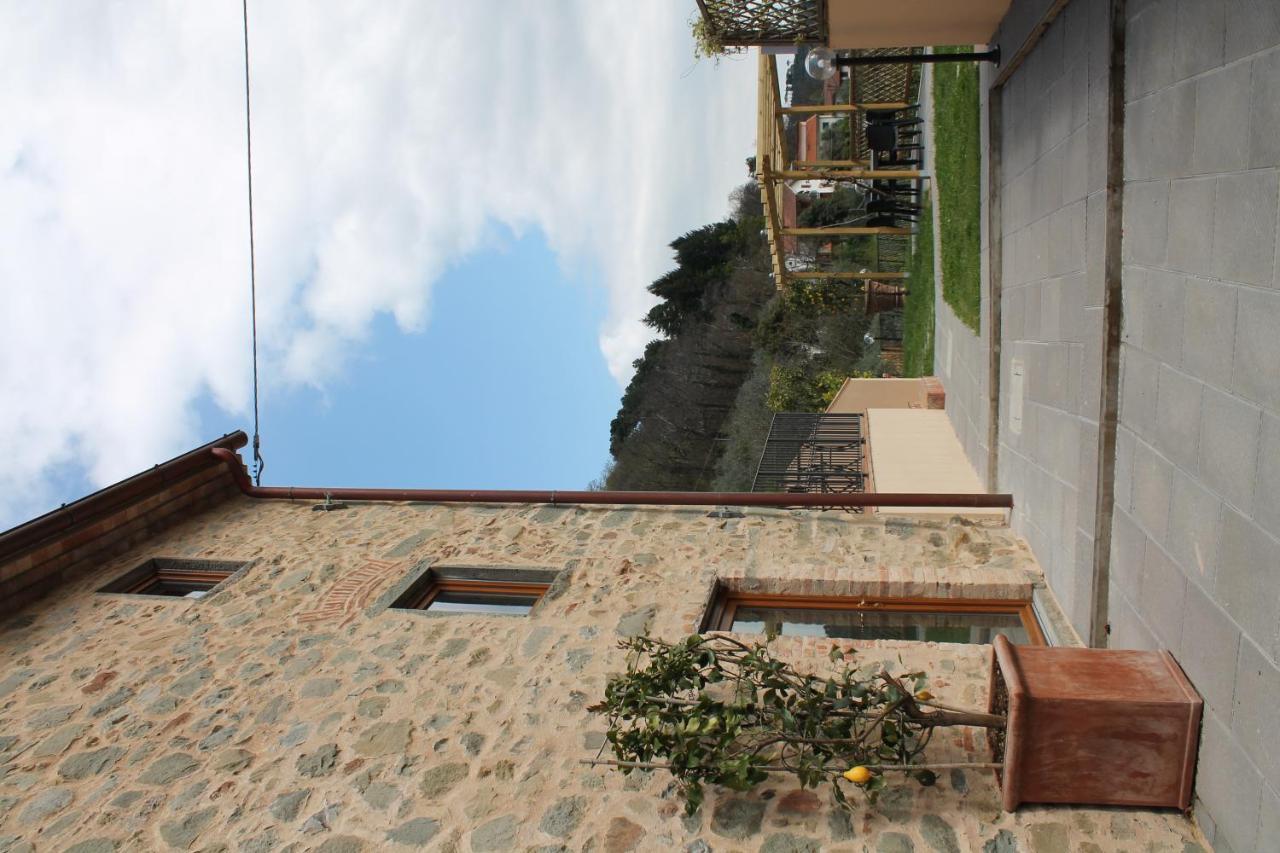 Shaleo Holiday Home Marliana Exterior foto